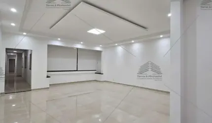 Apartamento à venda NO Centro com 240 Metros, 3 quartos, sala ampla, Sacada, cozinha planejada, Próximo ao Metrô.