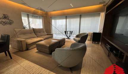 Apartamento à venda no Tatuapé, 4 quartos, 2 suítes, 2 salas e 151m² de puro conforto!
