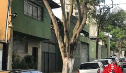 Galpao com 1600 m2 a venda na Mooca excelente localizaçâo., escritórios, 4 galpôes , ponte rolante.