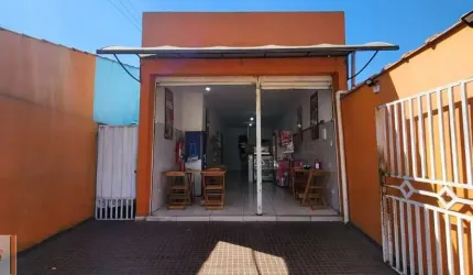 Salão Comercial à Venda em Atibaia-SP no Jardim das Cerejeiras  1 Sala, 2 Banheiros, 1 Vaga de Garagem - 149,24 m² de Área