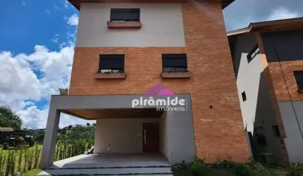 Casa com 4 dormitórios à venda, 230 m² por R$ 2.500.000,00 - Recanto das Araucárias - Campos do Jordão/SP