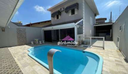 Casa com 3 dormitórios à venda, 242 m² por R$ 1.000.000,00 - Villa Branca - Jacareí/SP