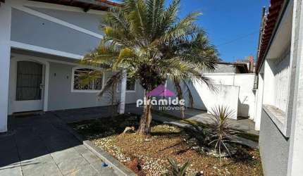 Casa à venda, 208 m² por R$ 650.000,00 - Jardim Britânia - Caraguatatuba/SP