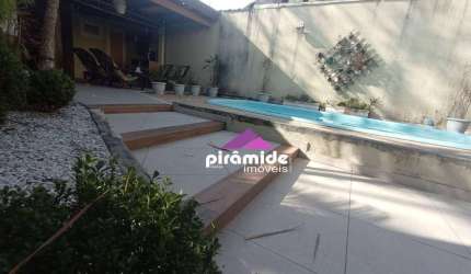 Casa com 3 dormitórios à venda, 150 m² por R$ 850.000,00 - Jardim das Flores - São José dos Campos/SP
