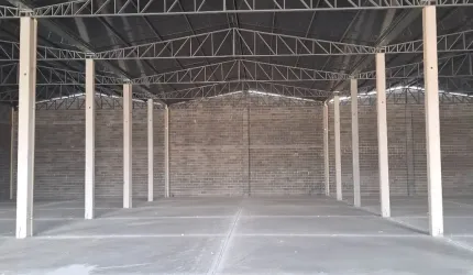 Barracão 420 m2 Colombo