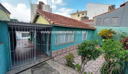 VENDO CASA PRÓXIMO AO CENTRO TABOÃO DA SERRA
