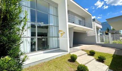 Casa com 4 quartos à venda na Nadyr Antônio Antonioli, 70, Vila Verde, Caxias do Sul por R$ 2.200.000