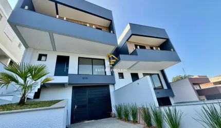Casa com 3 quartos à venda na Rua Adelino Canali, 681, São Luiz, Caxias do Sul por R$ 850.000
