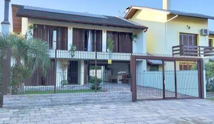 Casa com 4 quartos à venda na Rua Luiz Pieruccini, 544, Desvio Rizzo, Caxias do Sul por R$ 1.200.000