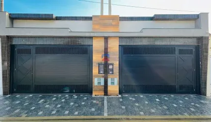 Casa com 3 dorms, Caiçara, Praia Grande - R$ 830 mil, Cod: 70833023