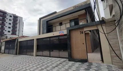 Sobrado 02 dormitórios, 70 metros da Praia, R$ 330.000,00