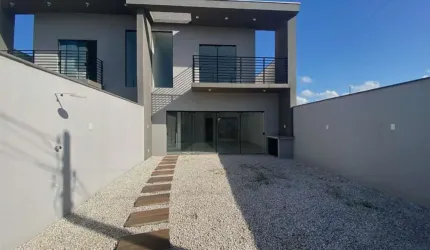 SOBRADO ALTO PADRÃO COM 2 SUÍTES MAIS 1 DEMI-SUÍTE NO TÉRREO EM BALNEÁRIO PIÇARRAS-SC