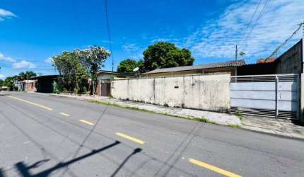 Oportunidade no Planalto: 4 Quartos e Espaço Livre para Seu Projeto Pessoal. Financia!