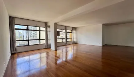 O AMPLO 4 QUARTOS NO CENTRO DE JUIZ DE FORA-MG
