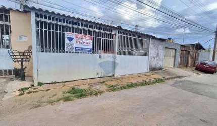 Casa à Venda na  QR 411 CONJ 07 - Oportunidade Imperdível!