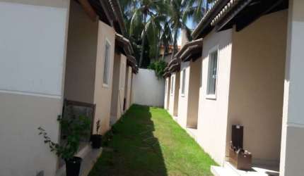 Casa em condomínio fechado com 2 quartos à venda na Rua Doutor Hélio Brito, Ipitanga, Lauro de Freitas, 61 m2 por R$ 270.000