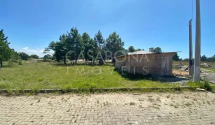 Terreno à venda na Rua R, Tupancy, Arroio do Sal por R$ 110.000