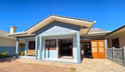 Casa com 3 quartos à venda na Rua Guilhermina Quadros de Vargas, 84, Balneário São Jorge, Arroio do Sal por R$ 670.000