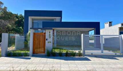 Casa com 3 quartos à venda na Avenida Taquara, 909, Vista Alegre, Arroio do Sal por R$ 790.000