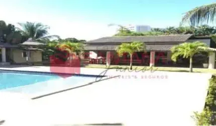 Casa com 4 suítes no condomínio Encontro das Águas