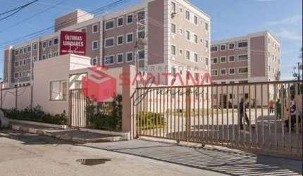 Apartamento com 2/4 sendo uma suíte em Abrantes