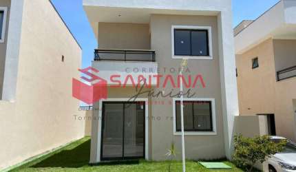 Casa com 4/4 sendo 1 suite em condomínio fechado