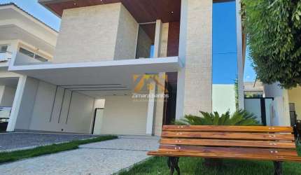 Sobrado Alto Padrão, com 4 suítes, 330 m² - 203 sul (ARSO 21) - Condomínio Aldeia do Sol - Próximo ao Aldeia Mall - Palmas/TO