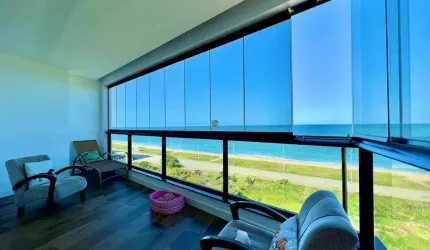 Apartamento com Cobertura Frente Mar