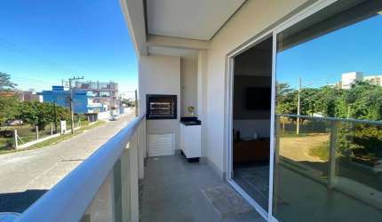 Apartamento mobiliado a 400m do mar em Balneário Piçarras
