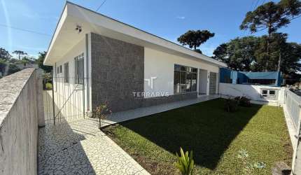 Casa com 3 quartos à venda na Rua Estados Unidos, 688, Bacacheri, Curitiba, 720 m2 por R$ 1.499.000