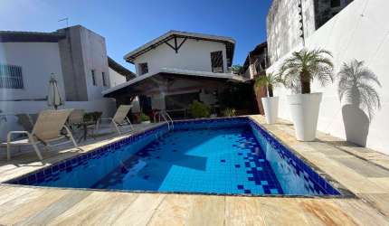 Linda Casa Duplex no Itaigara