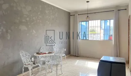 Imperdível! Casa à venda em Campinas-SP, Parque Jambeiro: 3 quartos, 1 suíte, 5 vagas de garagem, 180m². Confira já!