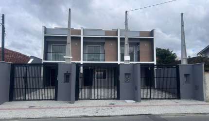 Geminado para Venda em Joinville, Guanabara, 3 dormitórios, 1 suíte, 3 banheiros, 1 vaga