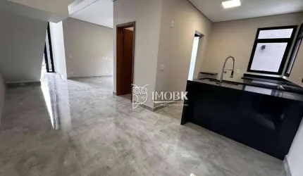 Belíssima casa em condomínio fechado