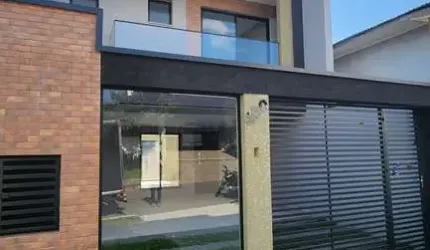 Sobrado em Cruzeiro, São José dos Pinhais/PR
