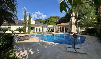 Casa térrea para venda tem 750 metros quadrados no Residencial Jardim Shangri-Lá Bauru - SP