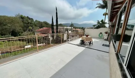 Casa em Forquilhas  -  São José