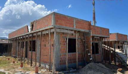 Casa Geminada no Bairro Ipiranga  -  São José