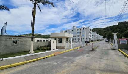 Apartamento no Bairro Fundos  -  Biguaçu