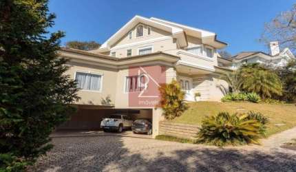 CASA EM COND. ARBORIZADO COM 4 SUITES PISCINA R$3.280.000,00