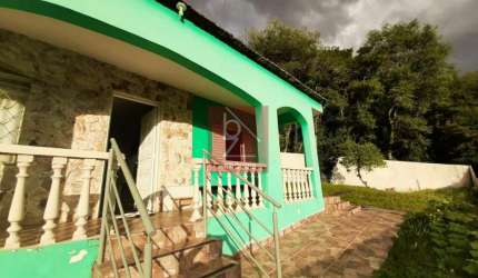 CASA C/ 4 DORM. POR  R$ 580.000,00