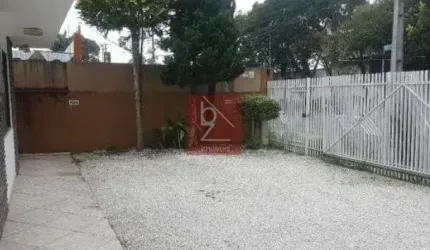 CASA NO BAIRRO BOA VISTA COM 200M²  4 DORM 4 VAGAS R$950.000,00
