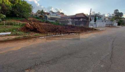 JARDIM SIRIEMA, PRÓXIMO À AV. JUCA PEÇANHA. TERRENO IMPERDÍVEL.