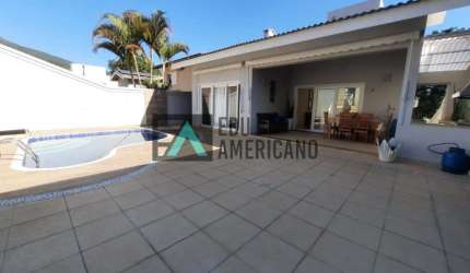 Linda Casa com 3 Suítes, Condominio fechado, Jd Arco Íris, Atibaia, SP