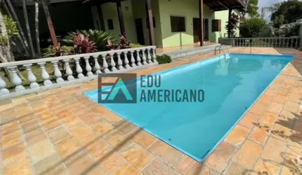 Casa térrea com piscina em Atibaia , Vila Giglio