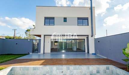 CASA ALTO PADRÃO COM 4 QUARTOS NO UBERABA
