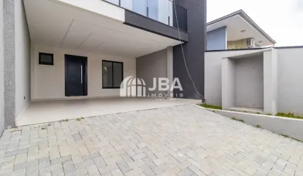 SOBRADO AMPLO E ENSOLARADO COM ÓTIMO ACABAMENTO