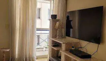Vende-se Apartamento Bem Localizado na Vila Romana (Lapa) com 2 Dorms em Condomínio Completo! Bom Preço com Venda Financiada! Visitem!!!
