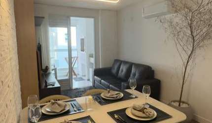 Apartamento Mobiliado e Decorado - 02 dormitórios