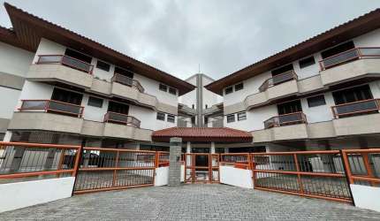 Apartamento com três dormitórios sendo uma suíte